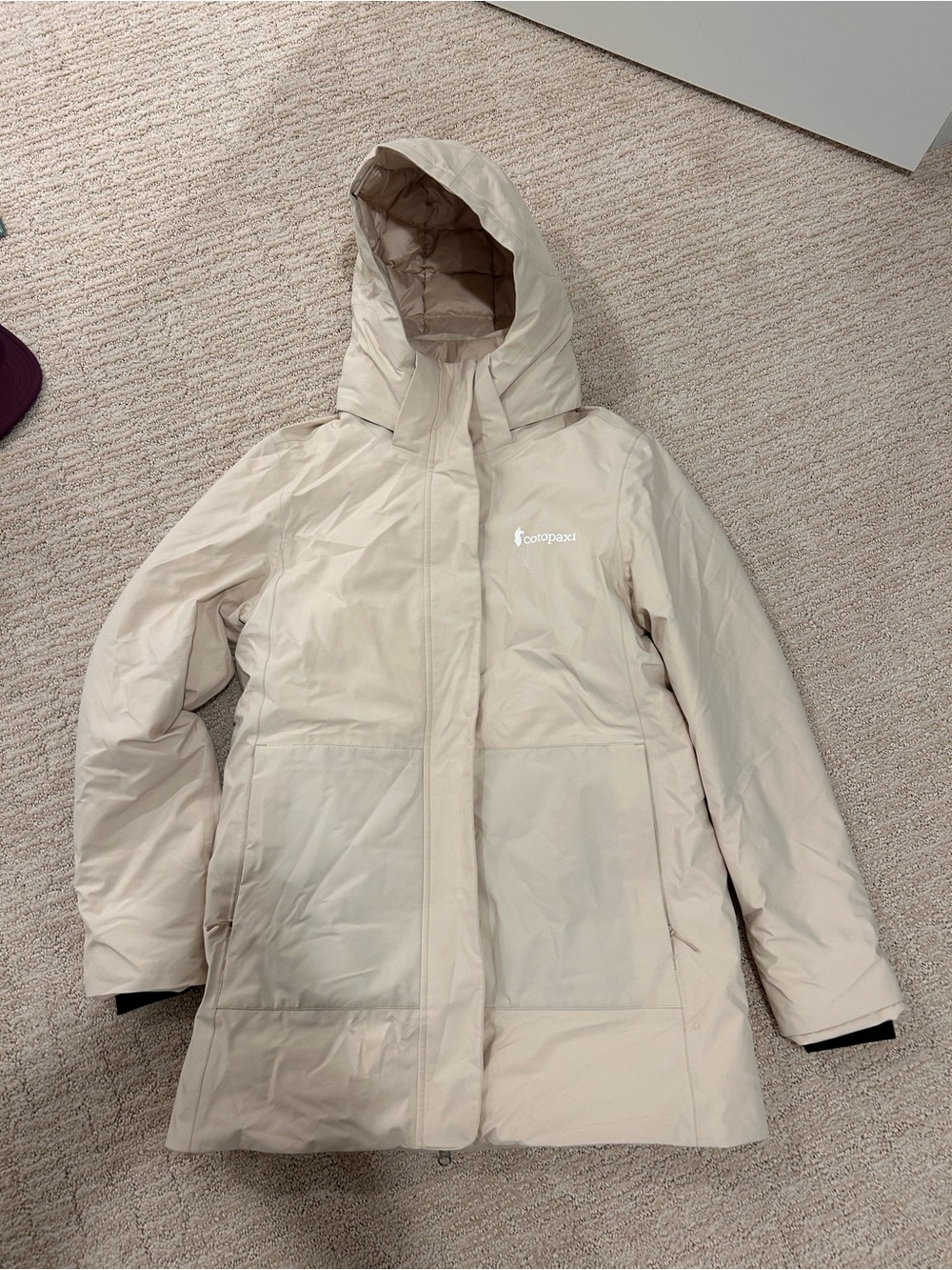 New cotopaxi Women's Calidez Hooded Cream Puffer Jacket